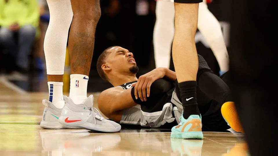 幸无大碍！文班X光+核磁检查都没问题 名记相信他肯定获评奖资格